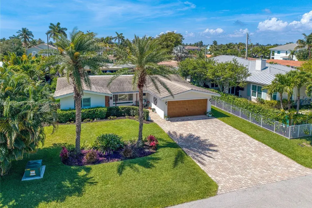 2832 NE 34th St, Lighthouse Point FL 33064