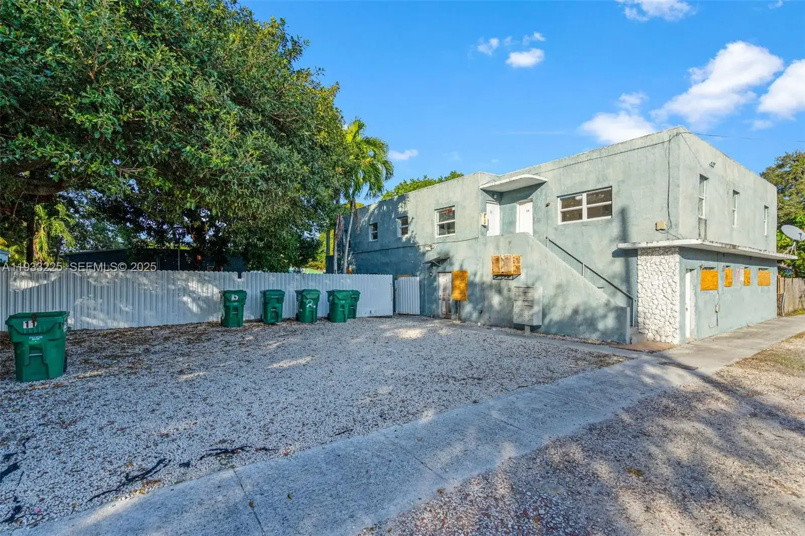 1337 NW 77th St, Miami FL 33147 photo 2