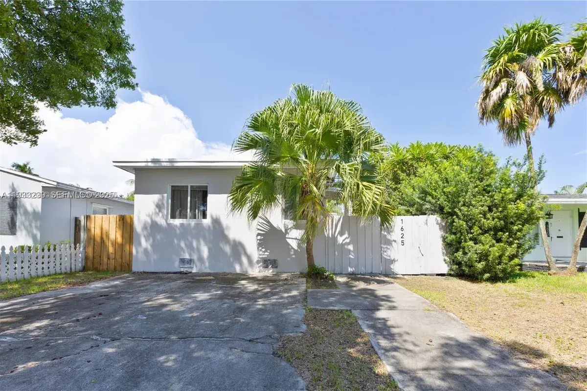 1625 Fletcher St # 1, Hollywood FL 33020