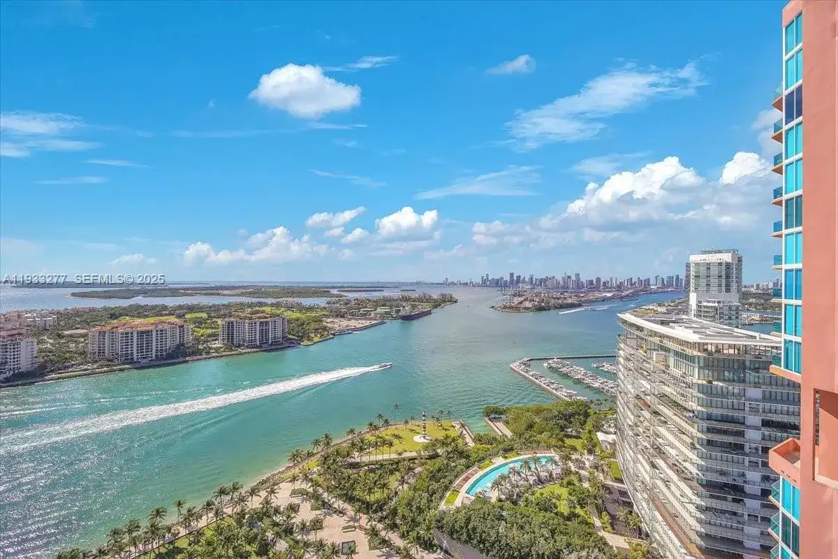 300 S Pointe Dr # 3402, Miami Beach FL 33139 photo 4