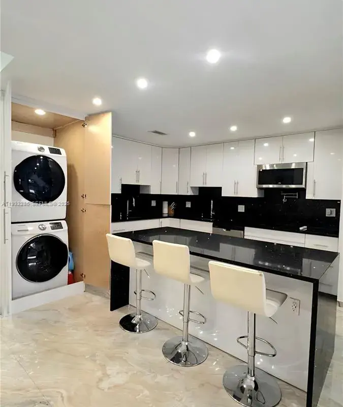 620 Briarwood Cir # 43, Hollywood FL 33024