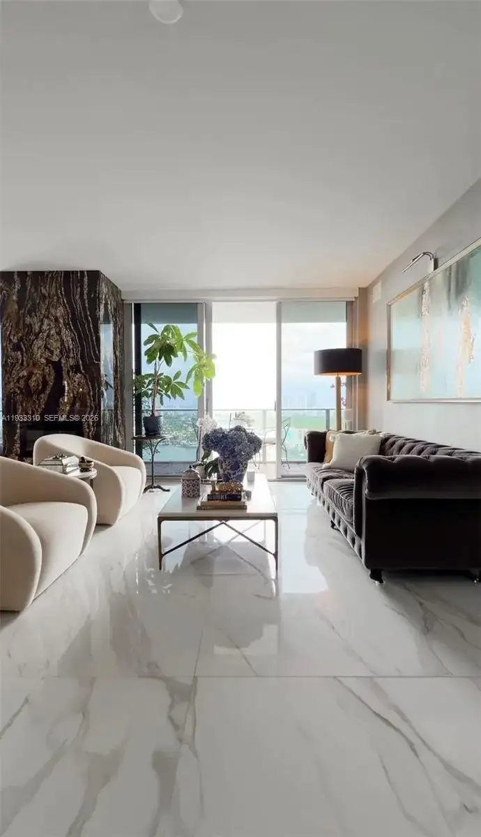 16385 Biscayne Blvd # 3017, North Miami Beach FL 33160 photo 2