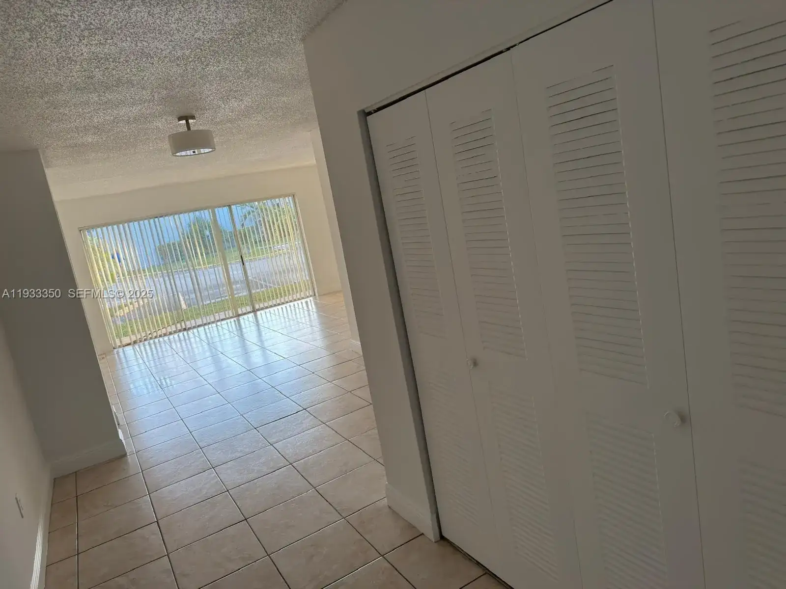 9369 Fontainebleau Blvd # J107, Miami FL 33172 photo 2