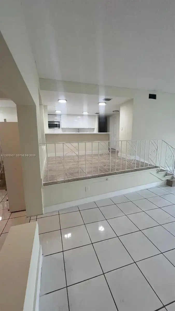 1251 Little River Dr, Miami FL 33147 photo 4