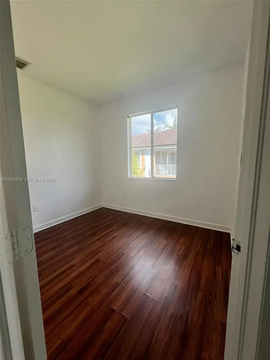 7200 NW 177th St # 7, Hialeah FL 33015 photo 3