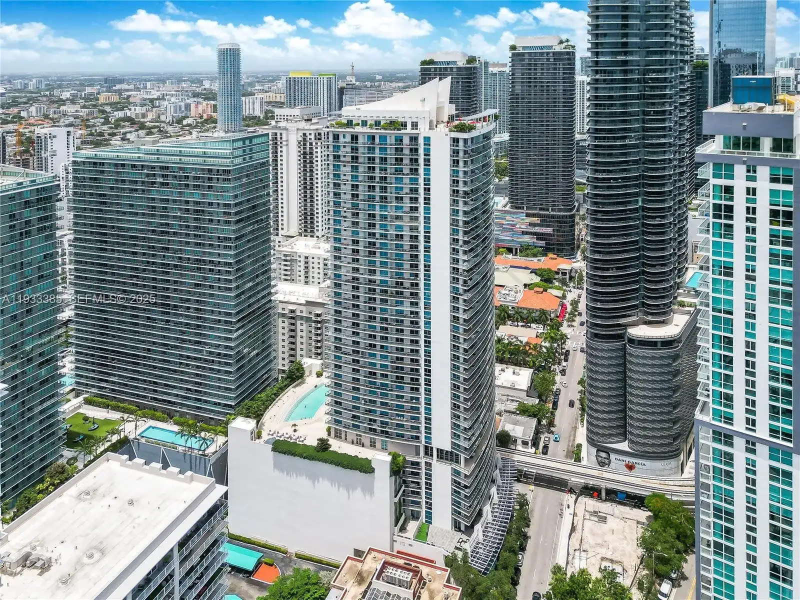 1100 S Miami Ave # 2504, Miami FL 33130 photo 2