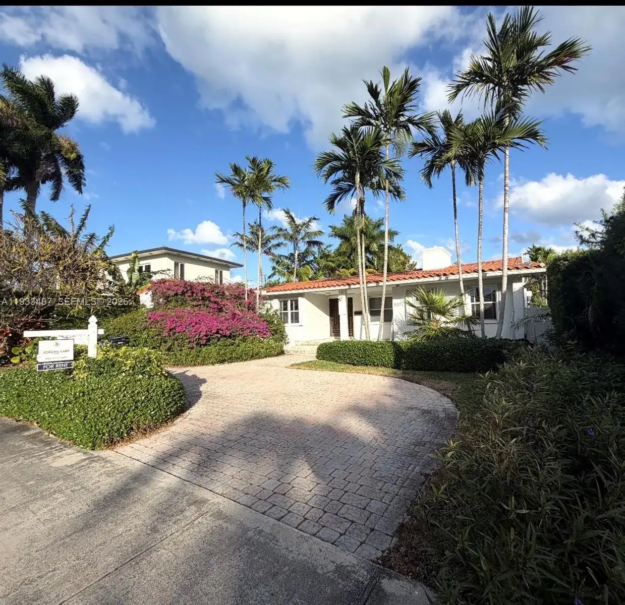 5371 N Bay Rd, Miami Beach FL 33140 photo 3