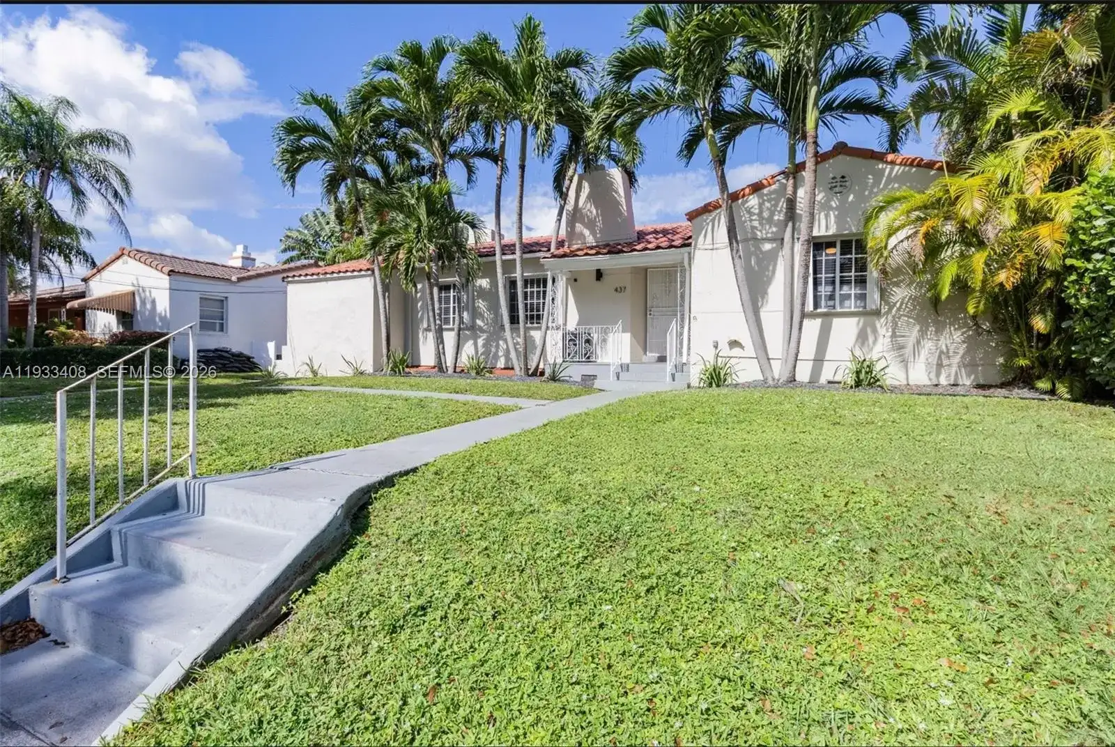 437 NE 107th St, Miami FL 33161 photo 2