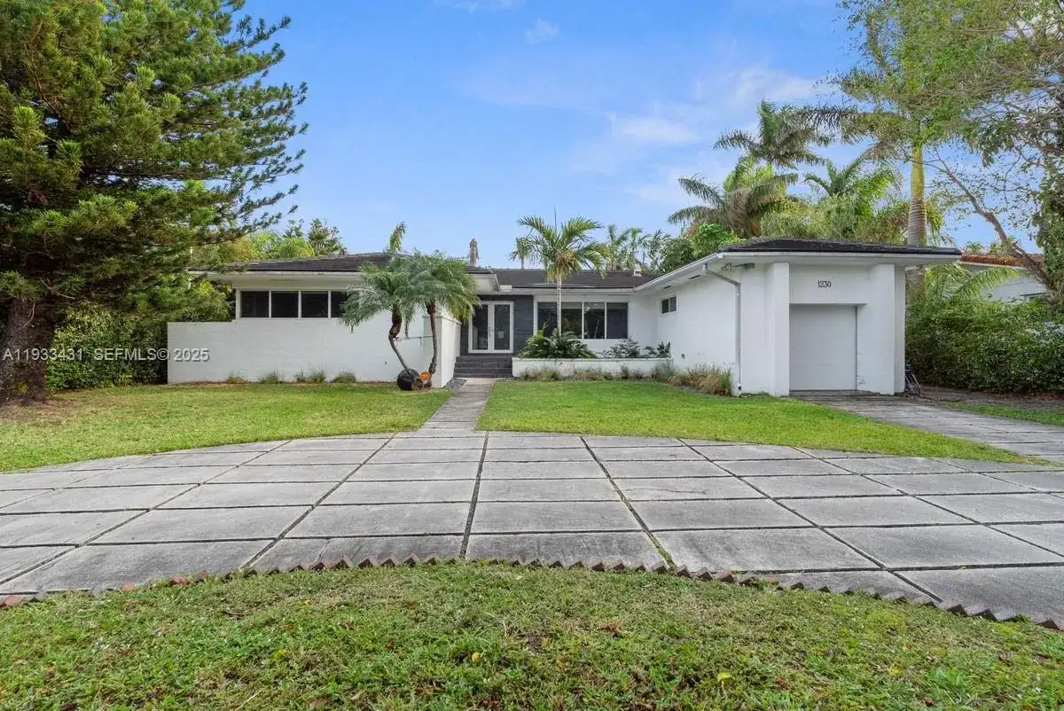 1230 96th St, Bay Harbor Islands FL 33154 photo 2