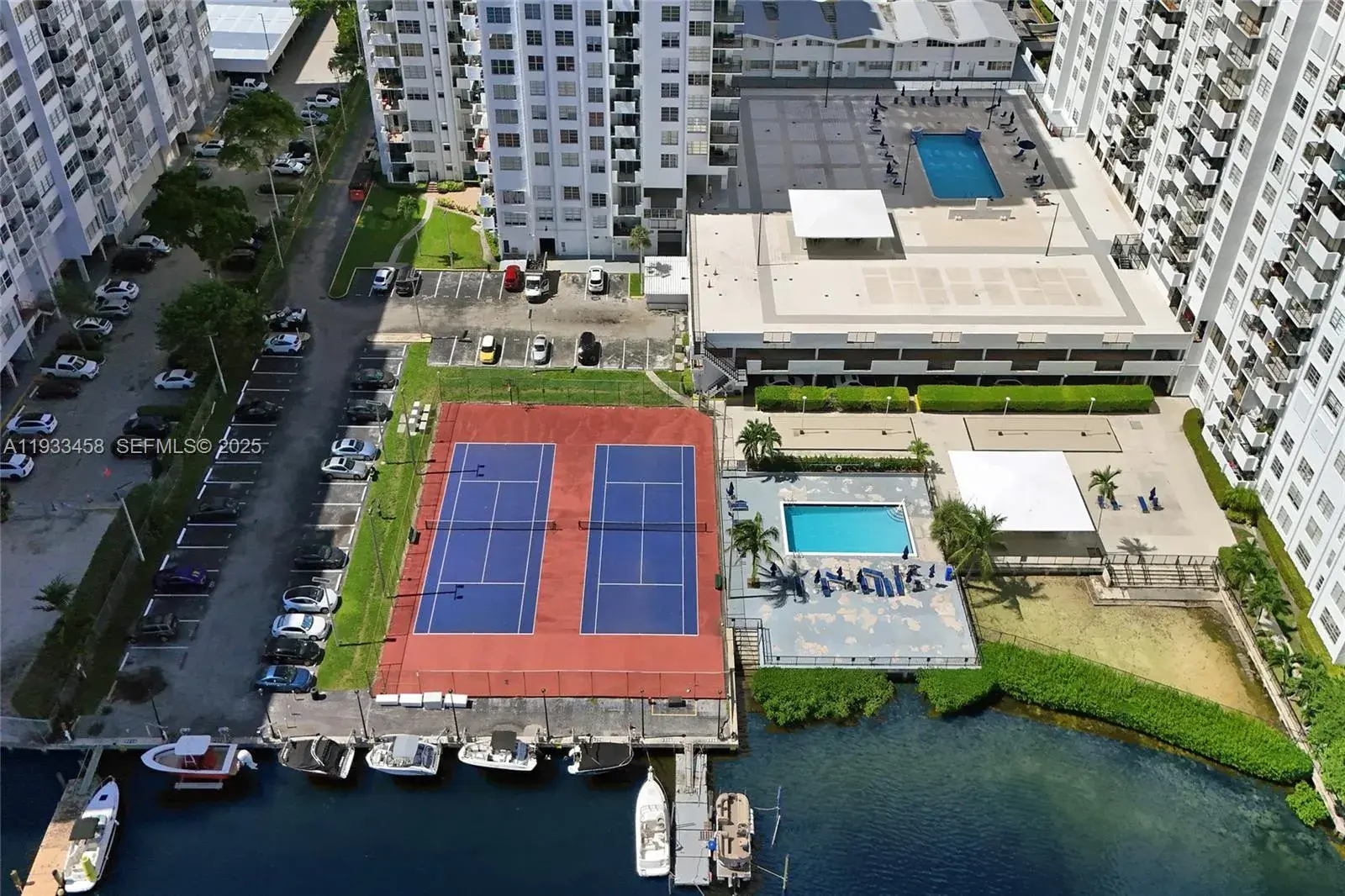 2750 NE 183rd St # 2412, Aventura FL 33160