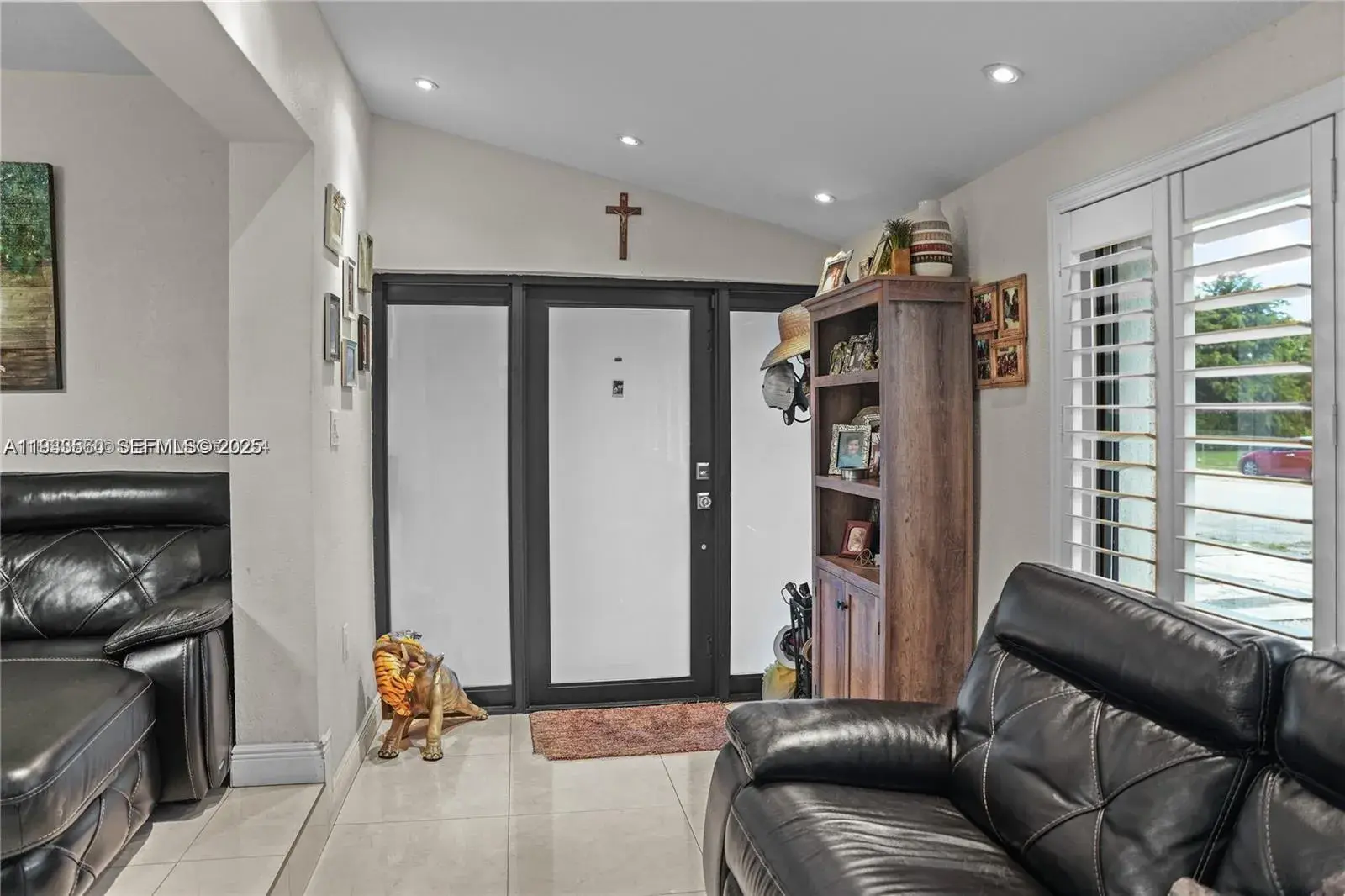 117 W 34th St, Hialeah FL 33012