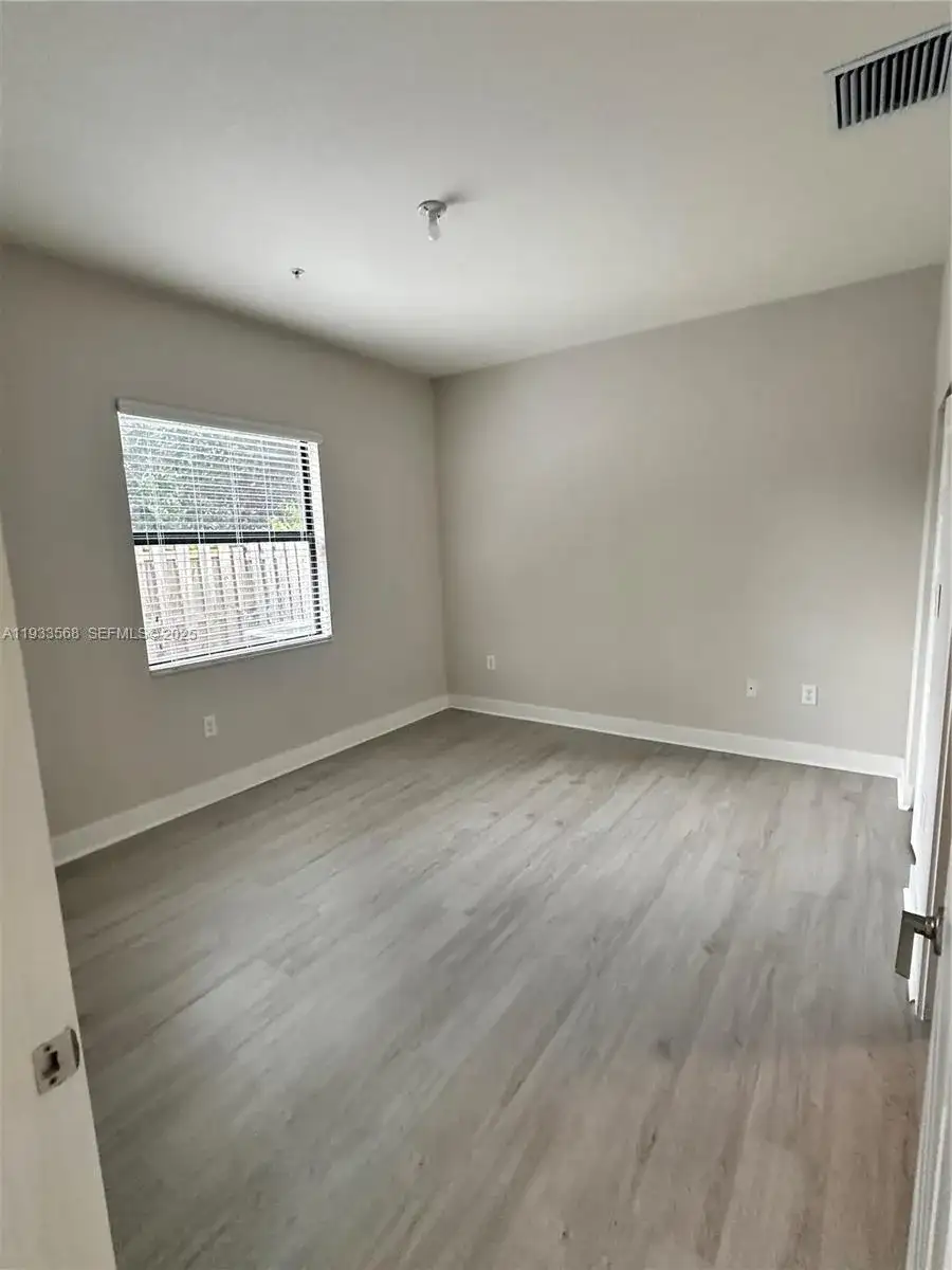 7815 NW 104th Ave # 8, Doral FL 33178 photo 3