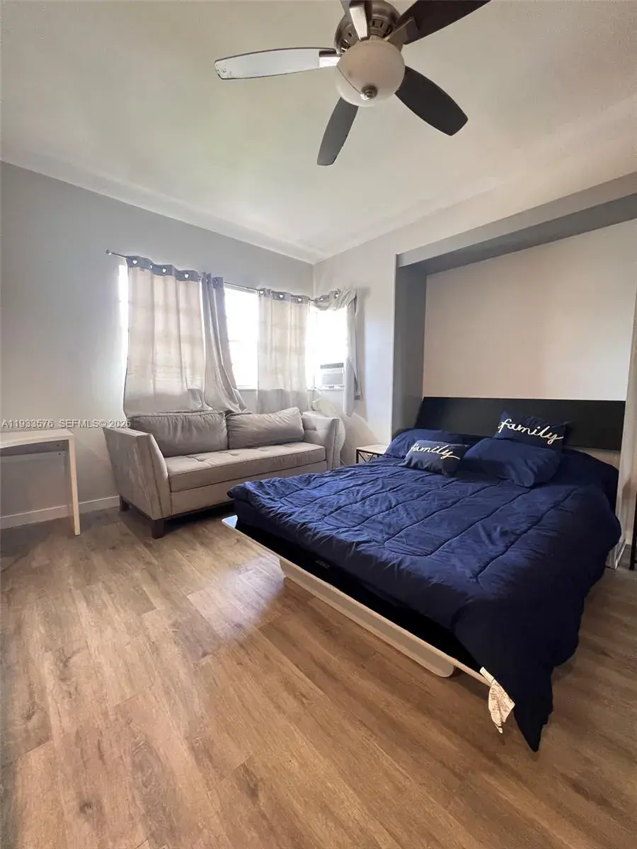 26 Diplomat Pkwy # 2308, Hallandale Beach FL 33009