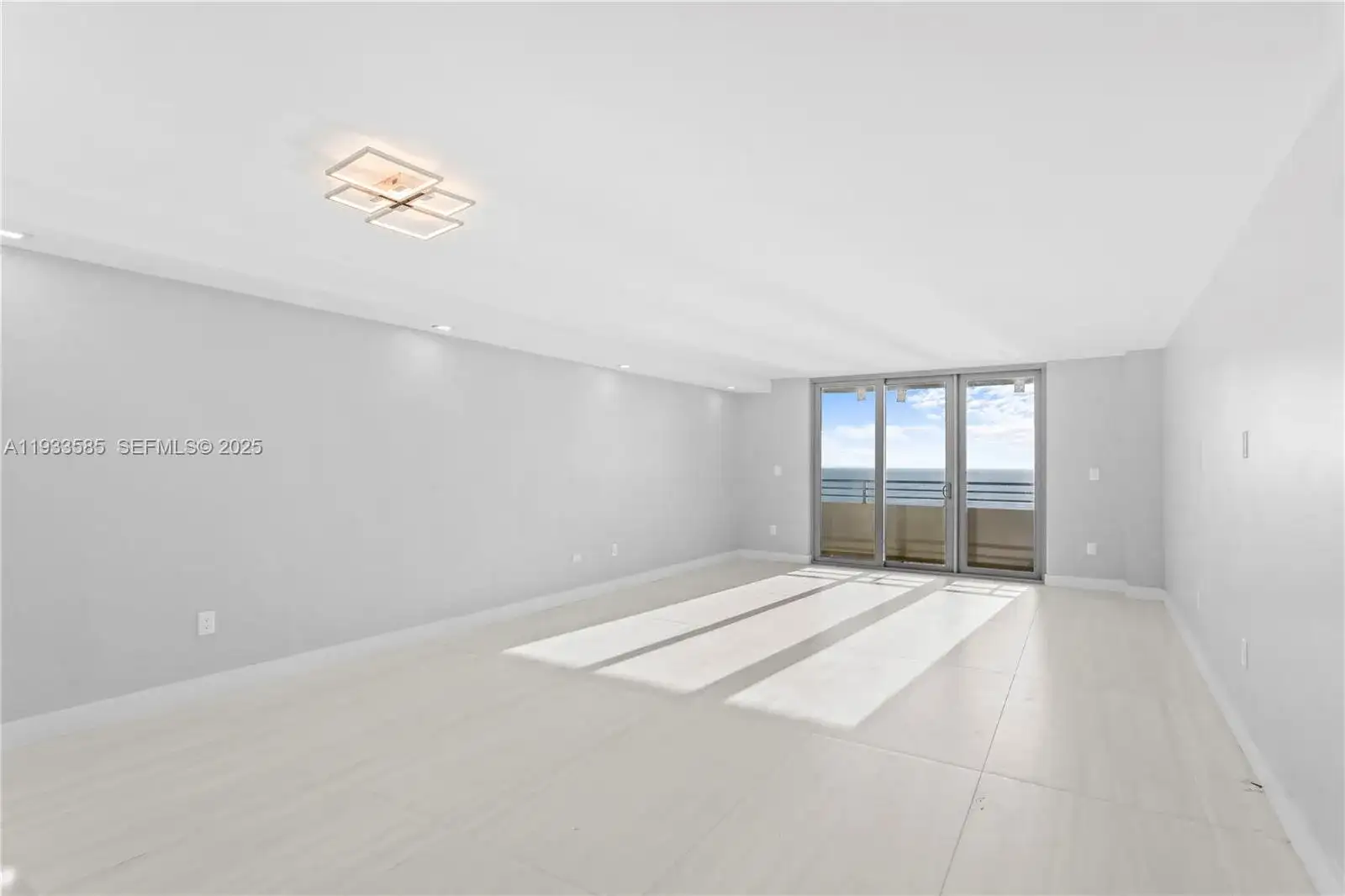 5555 Collins Ave # 14N, Miami Beach FL 33140 photo 2