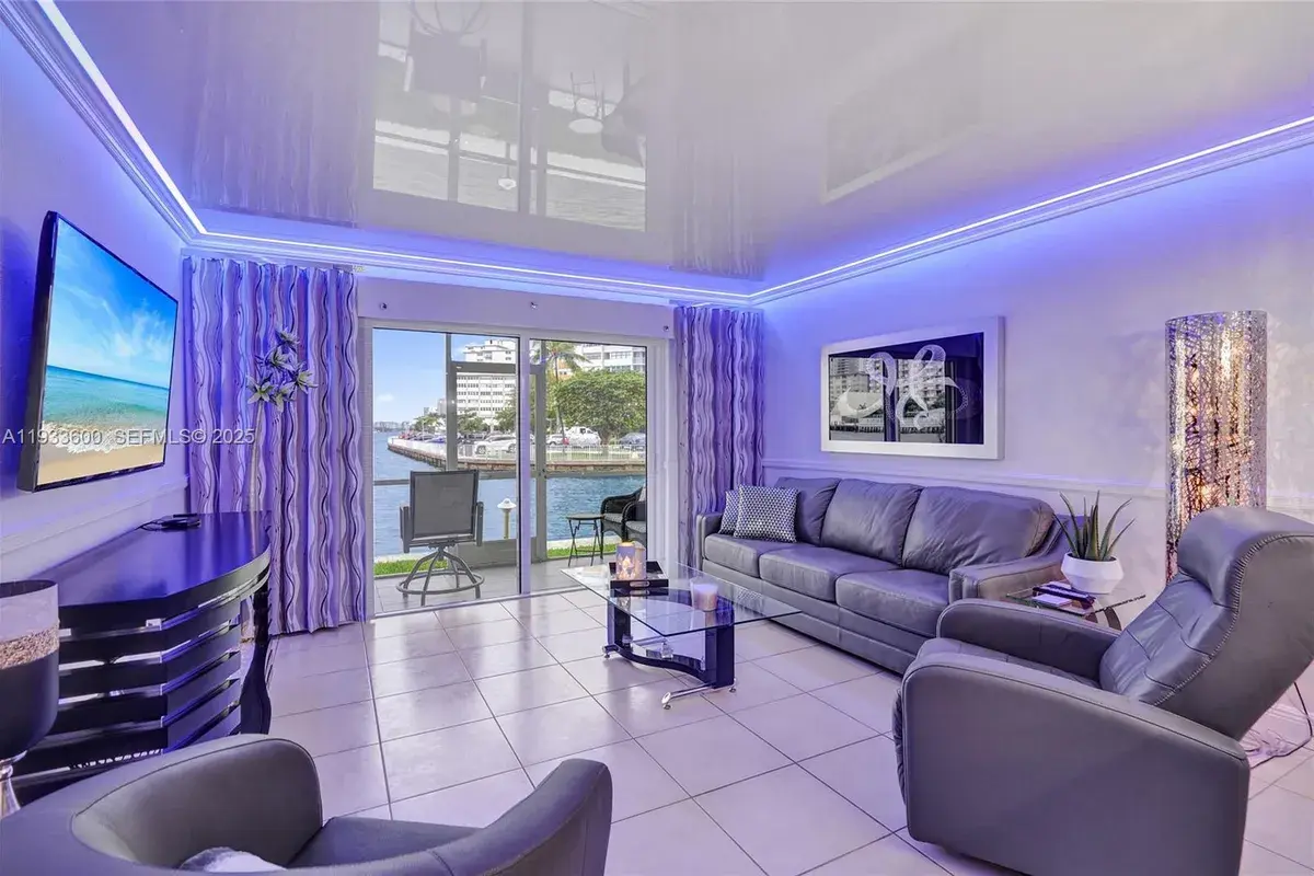 2600 Diana Dr # 110, Hallandale Beach FL 33009