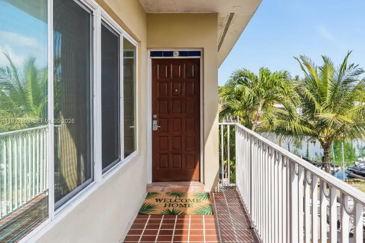 1925 Calais Drive # 6, Miami Beach FL 33141 photo 2