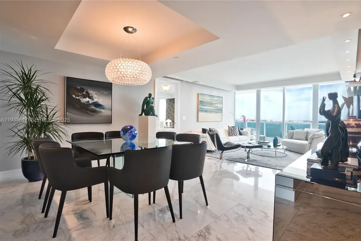 1331 Brickell Bay Dr # 1609, Miami FL 33131
