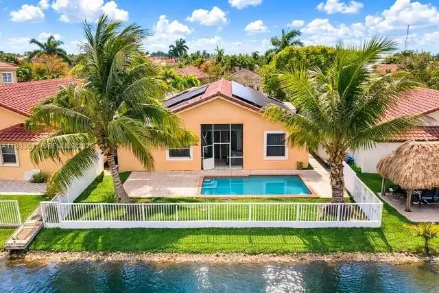 13877 SW 50th St, Miramar FL 33027 photo 3