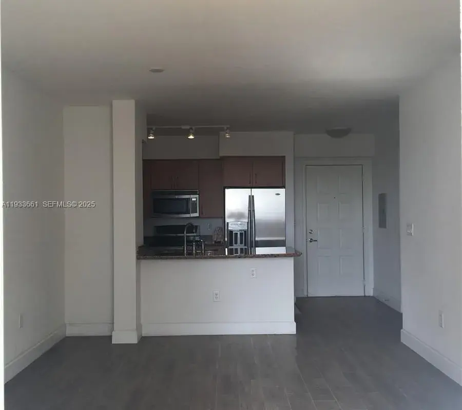 1830 Radius Dr # 618, Hollywood FL 33020