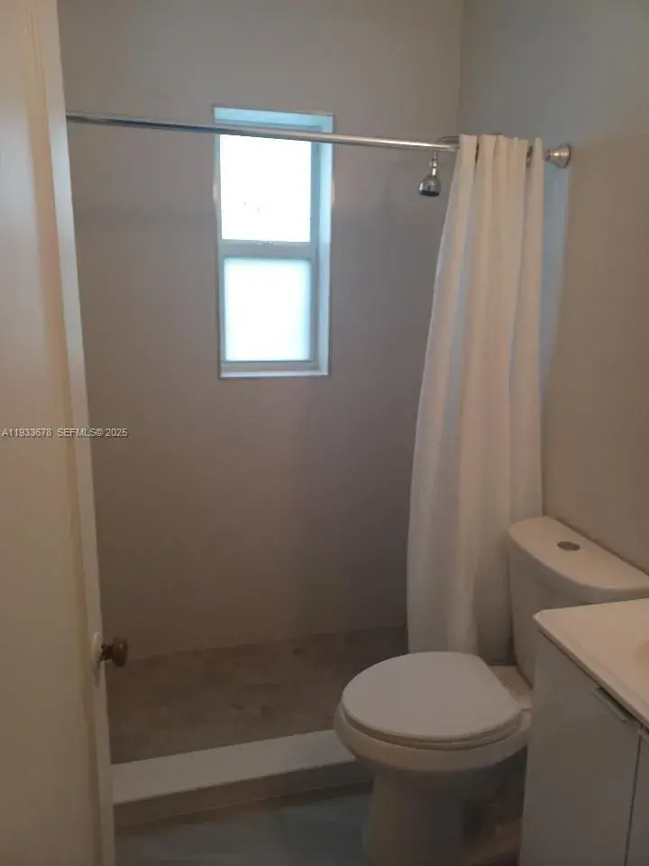 6950 Byron Ave # 7, Miami Beach FL 33141