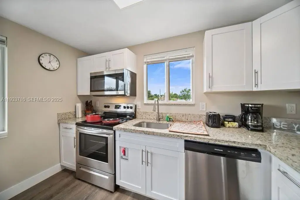 2311 Scott St # 4, Hollywood FL 33020