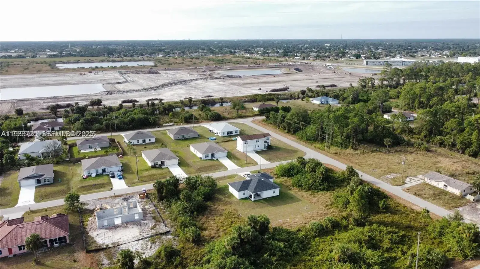 728 Cahn St E, Lehigh Acres FL 33974 photo 4
