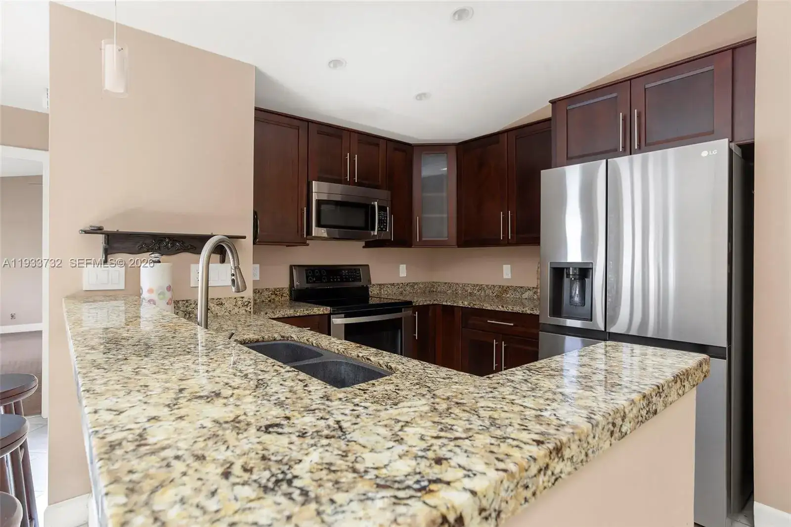 3074 S Oakland Forest Dr # 702, Oakland Park FL 33309 photo 4