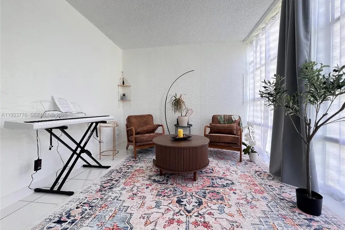 501 Three Islands Blvd # 119, Hallandale Beach FL 33009