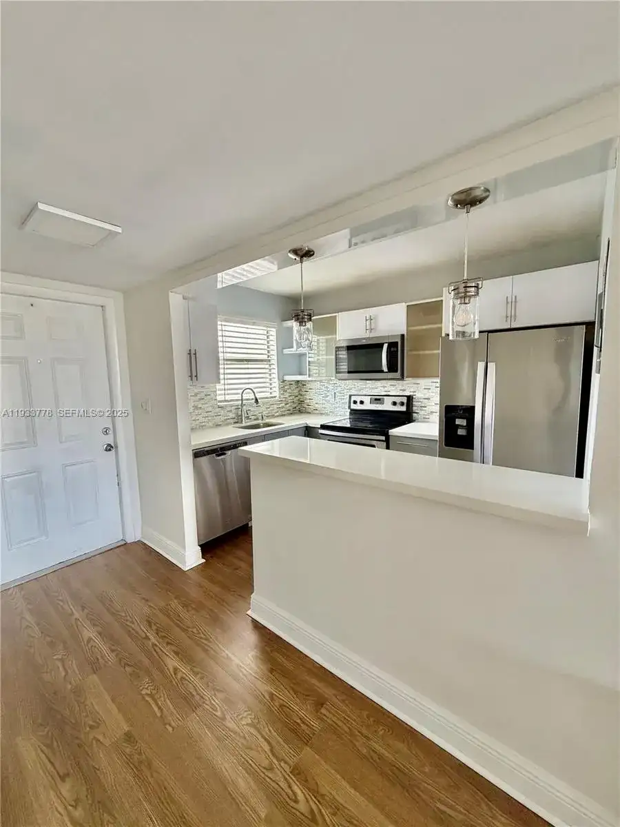 8350 Sunrise Lakes Blvd # 202, Sunrise FL 33322 photo 5