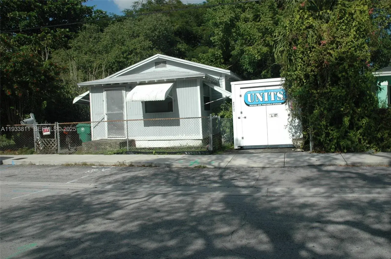 3537 Charles Ave, Miami FL 33133