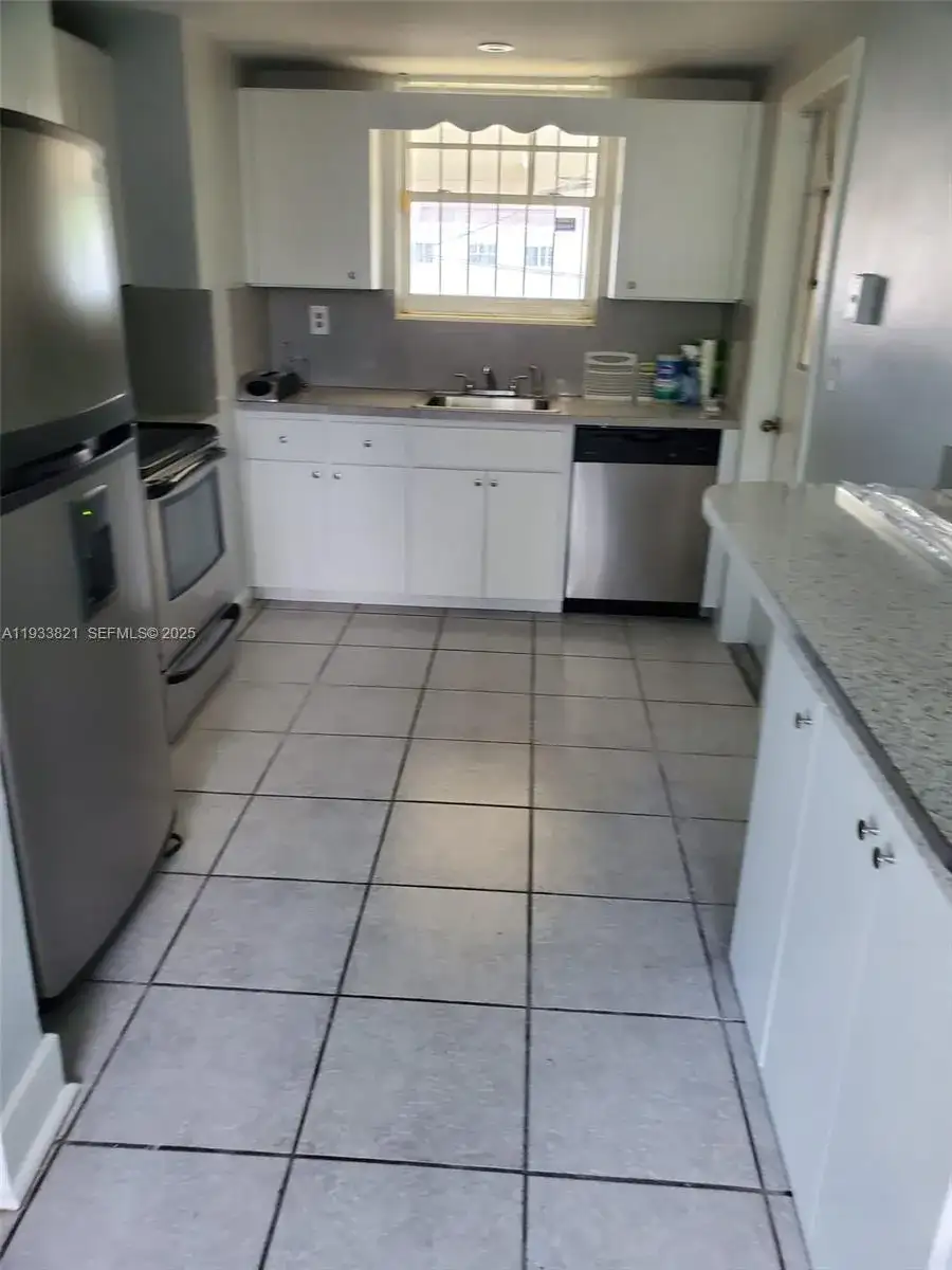3450 NW 176th St, Miami Gardens FL 33056 photo 3
