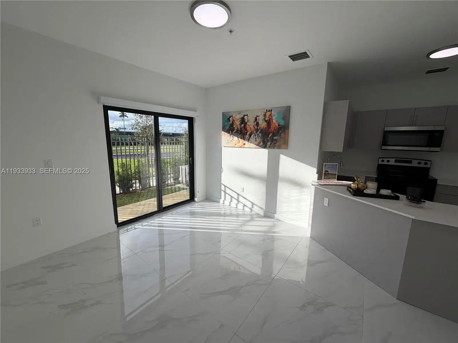 2308 E 4th ave # 208, Hialeah FL 33013 photo 4