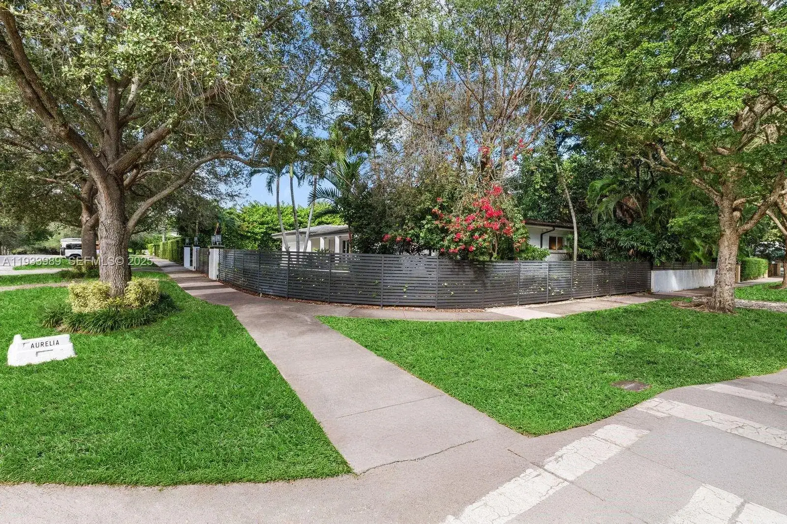 6511 Riviera Dr, Coral Gables FL 33146 photo 3