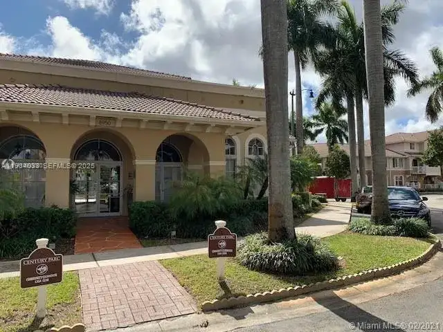 8826 W Flagler St # 204, Miami FL 33174 photo 4