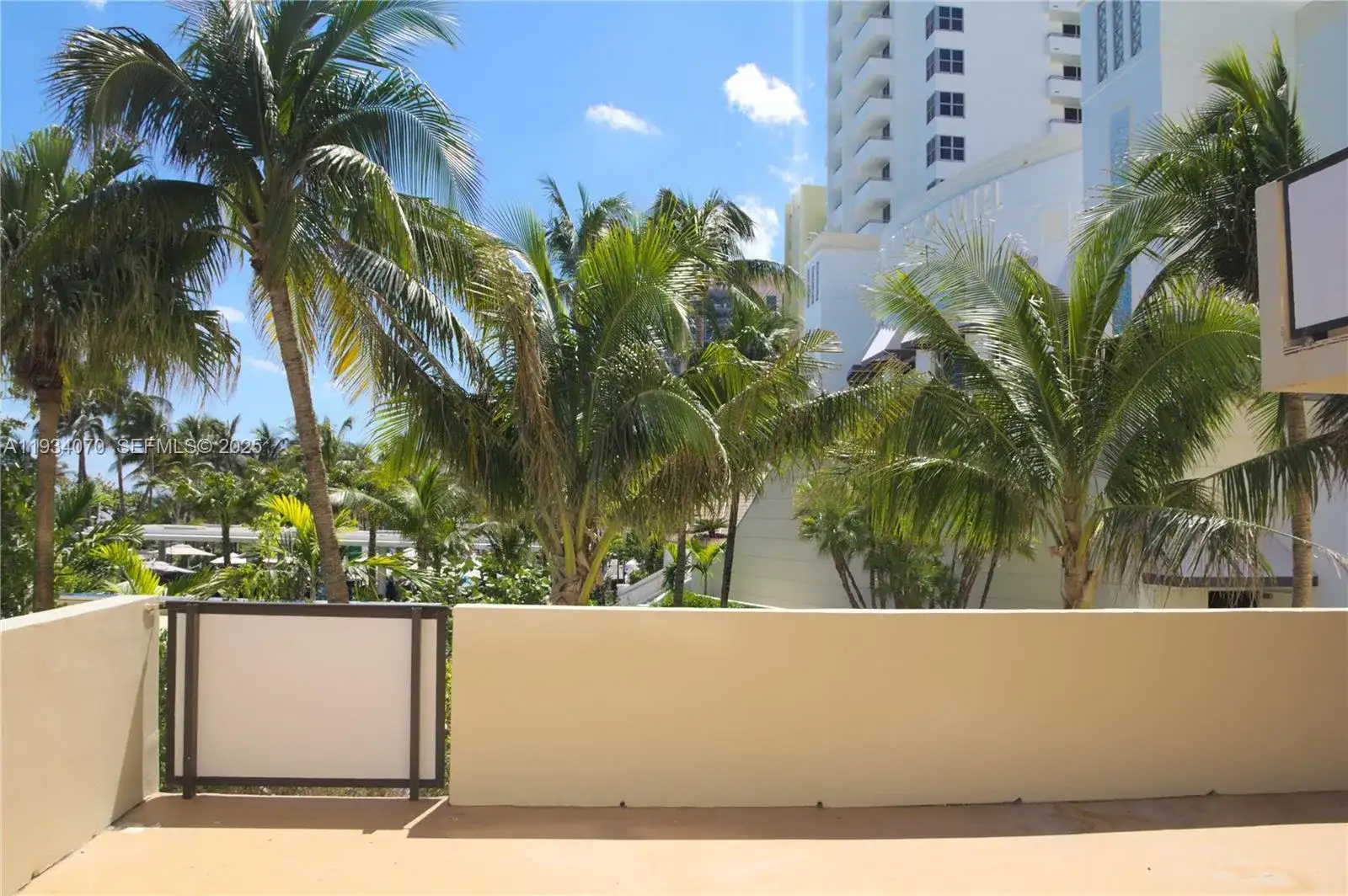 1623 Collins Ave # 218, Miami Beach FL 33139 photo 3