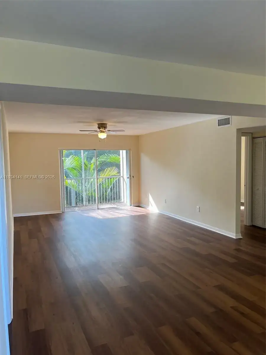 21121 SW 85th Ave # 311, Cutler Bay FL 33189 photo 2