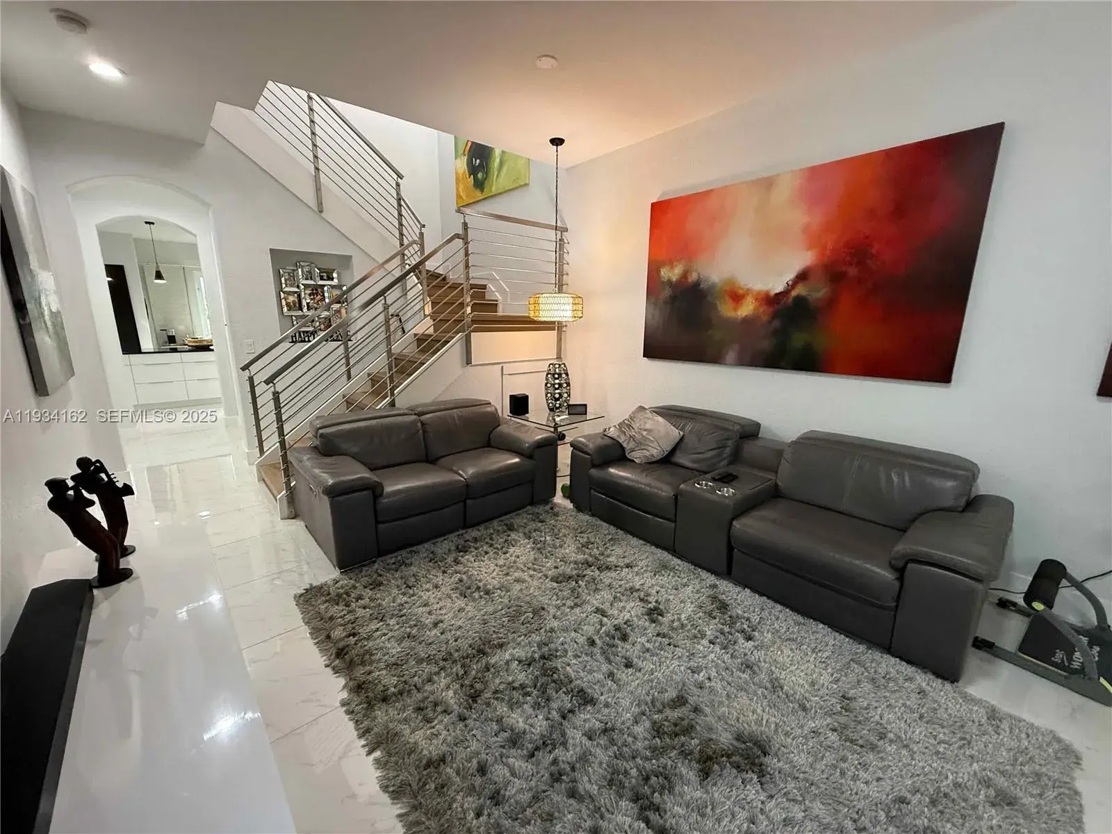 6923 Julia Gardens Dr, Coconut Creek FL 33073