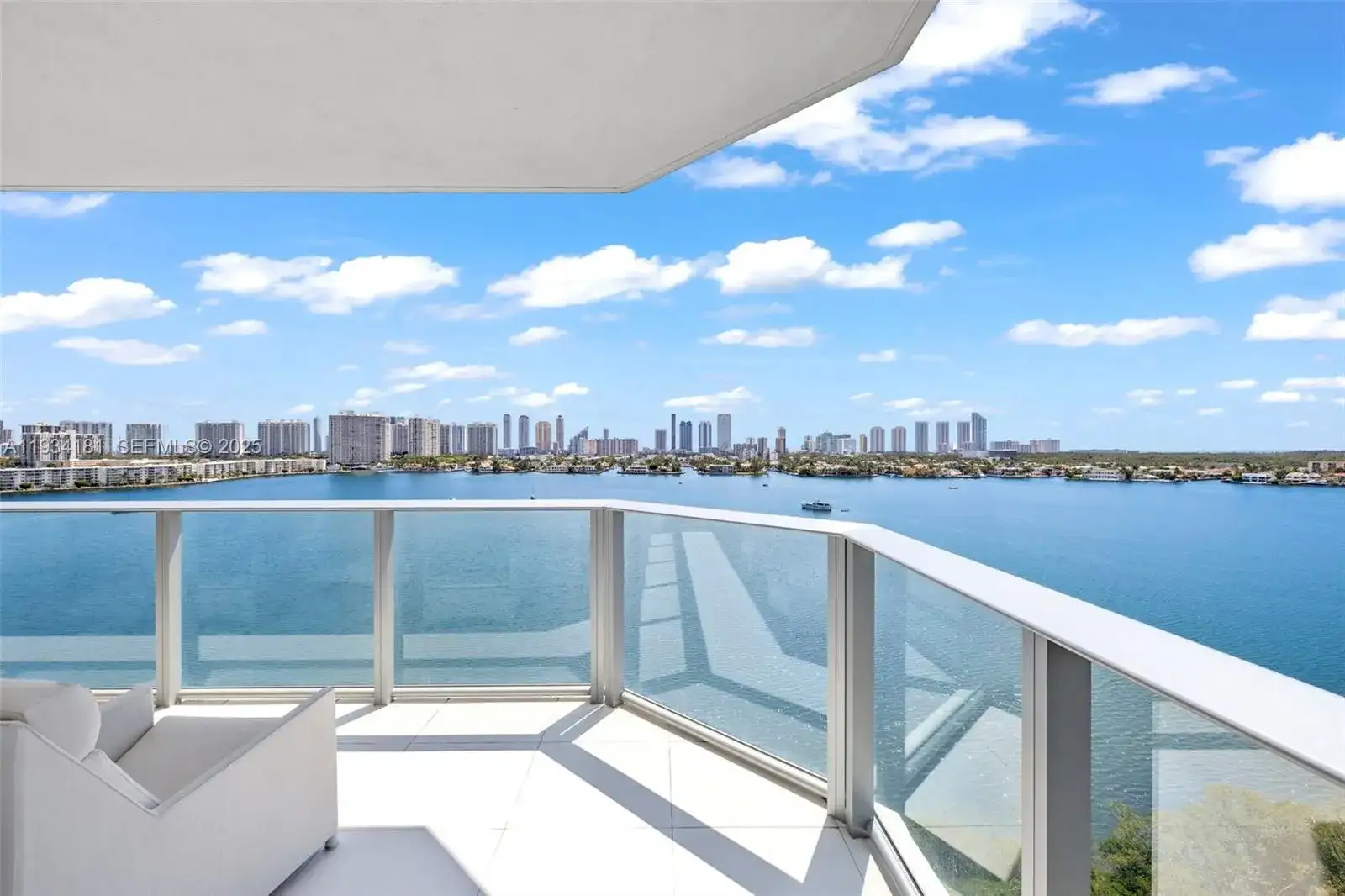 17111 Biscayne Blvd # 1110, North Miami Beach FL 33160 photo 4