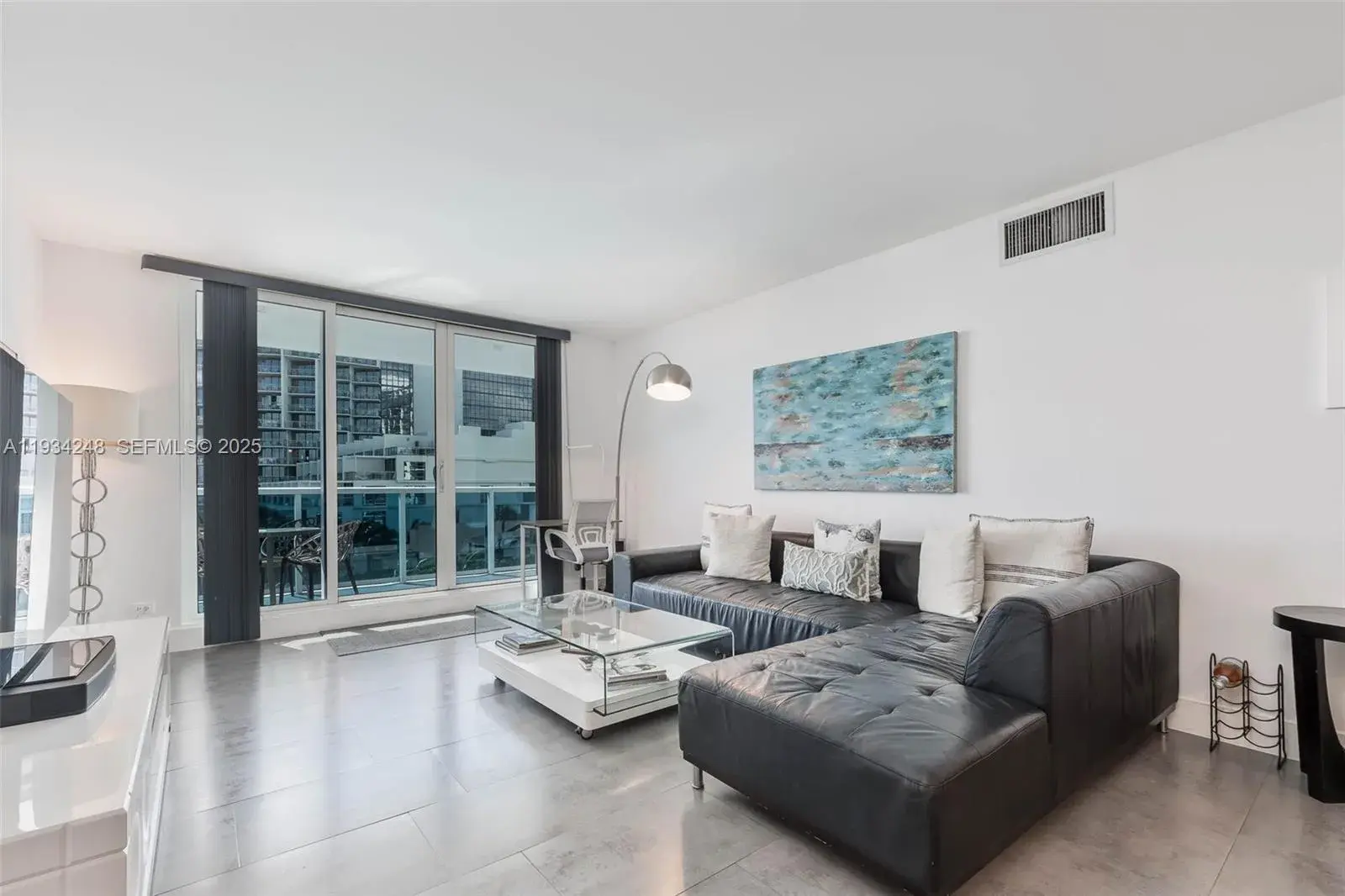 2301 Collins Ave # 507, Miami Beach FL 33139