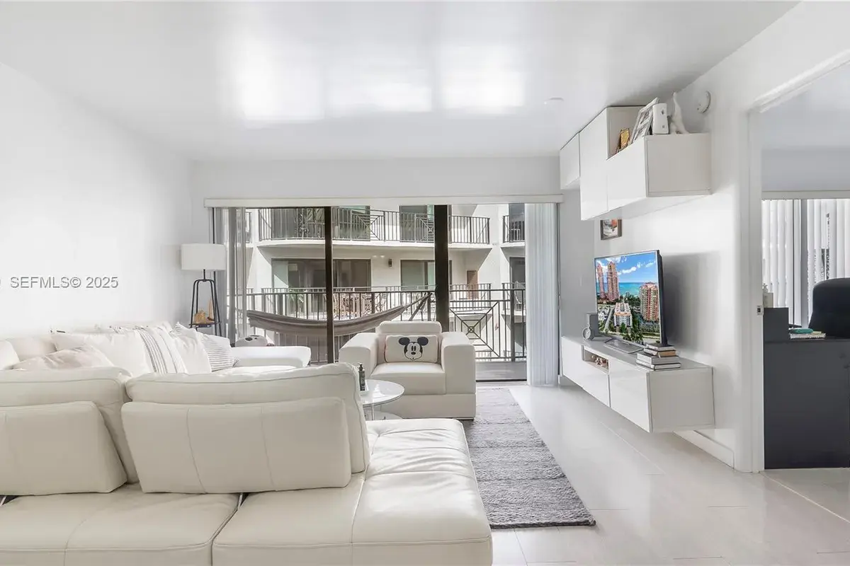 2029 N Ocean Blvd # 404, Fort Lauderdale FL 33305
