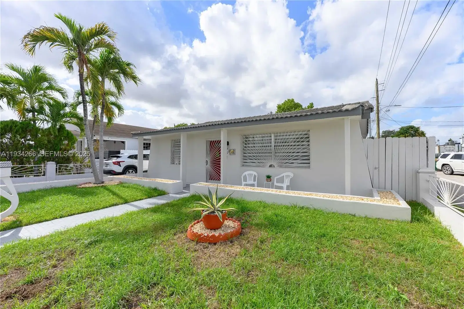 30 SW 57th Ct, Miami FL 33144 photo 2