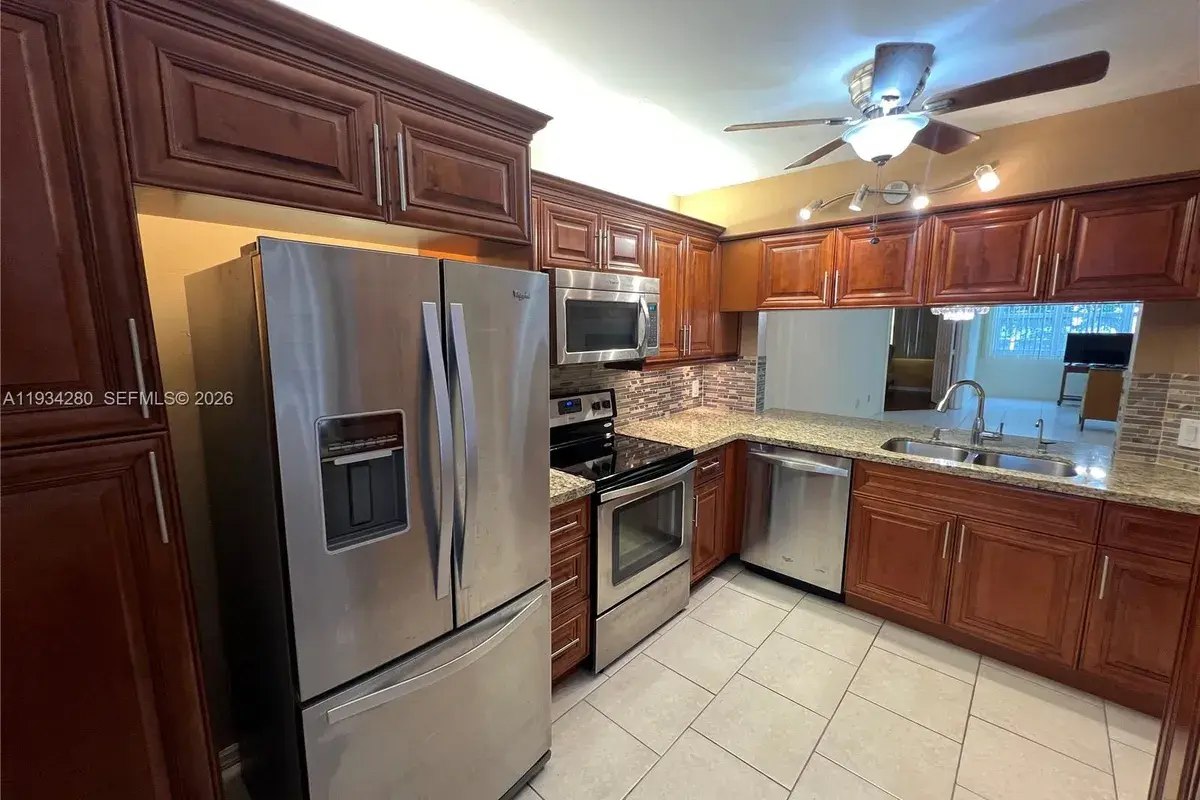 10369 NW 24th Pl # 201, Sunrise FL 33322
