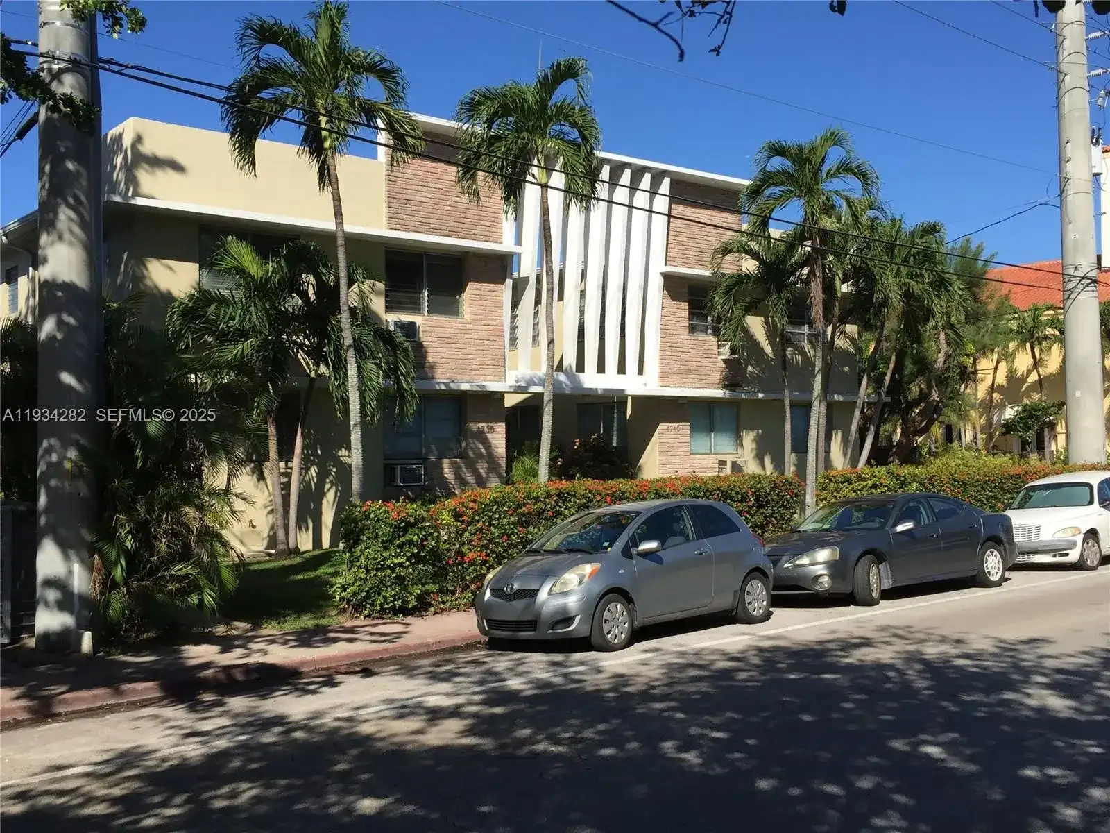 4730-4740 Pine Tree Dr, Miami Beach FL 33140