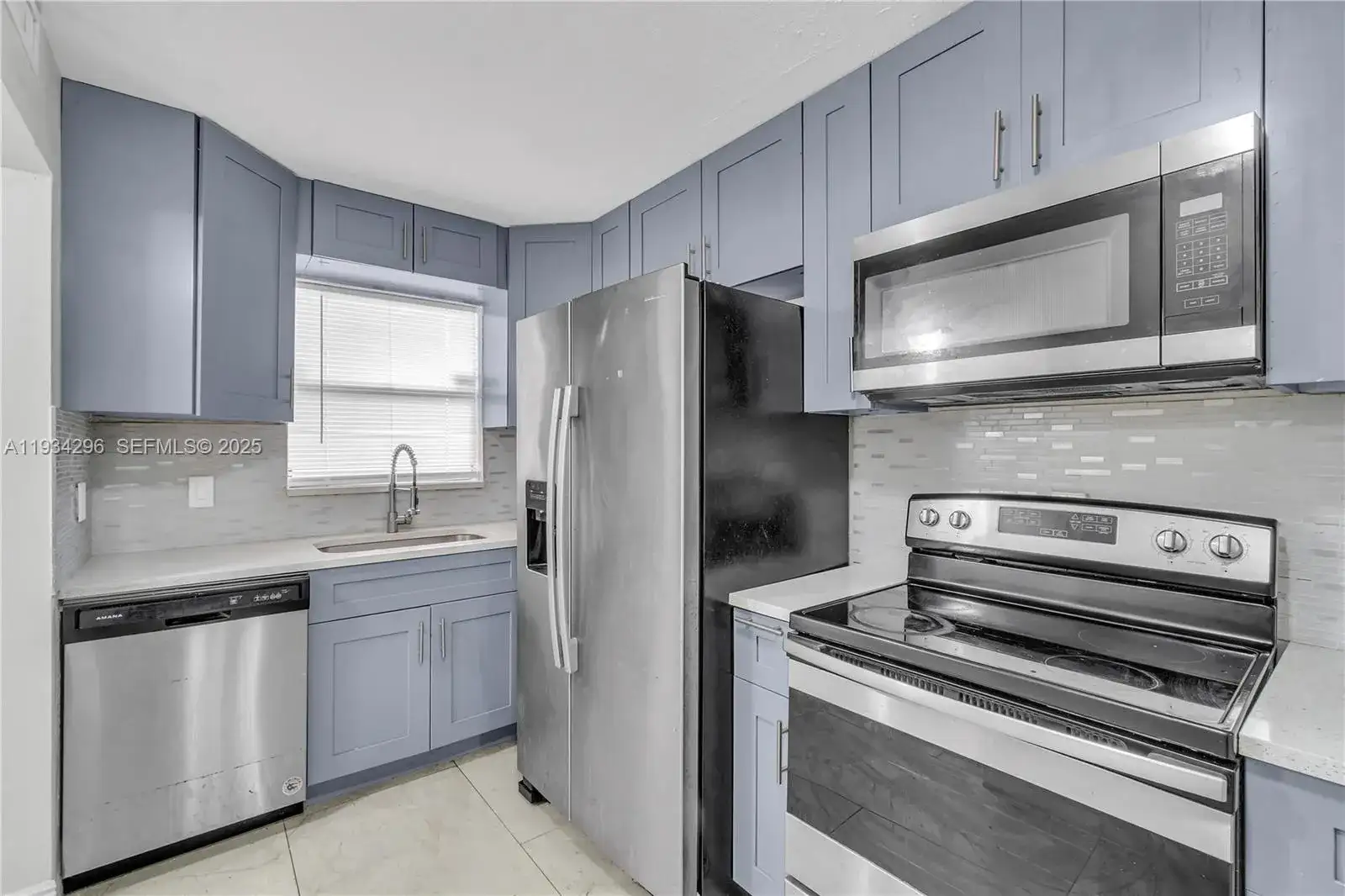 4760 W Lucerne Lakes Blvd W # 408, Lake Worth FL 33467 photo 3