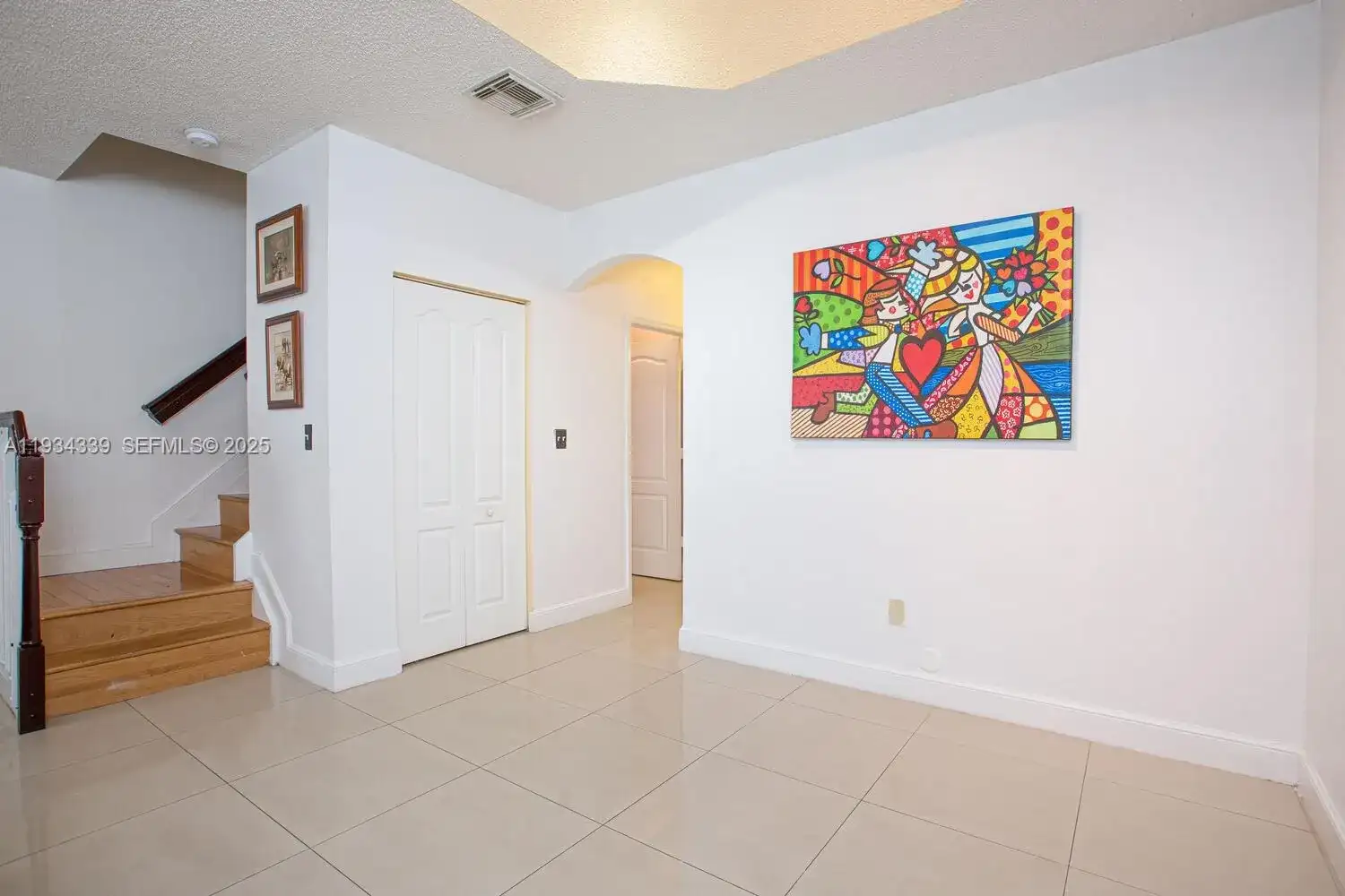 16618 NW 73rd Ave, Miami Lakes FL 33014 photo 3