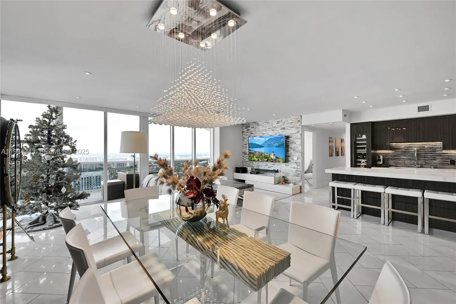 1850 S Ocean Dr, Hallandale Beach FL 33009