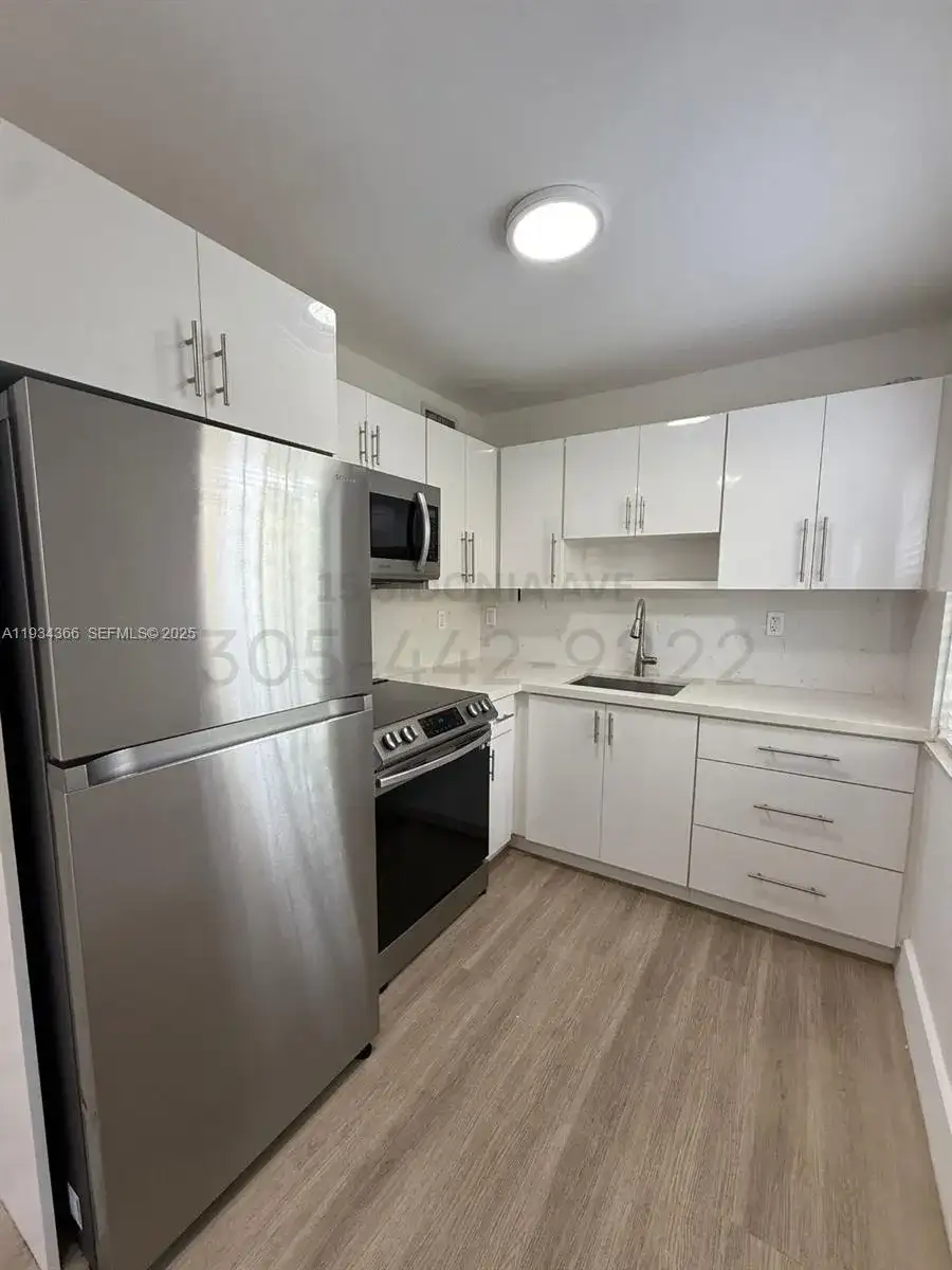 15 Sidonia Ave # 1, Coral Gables FL 33134 photo 3