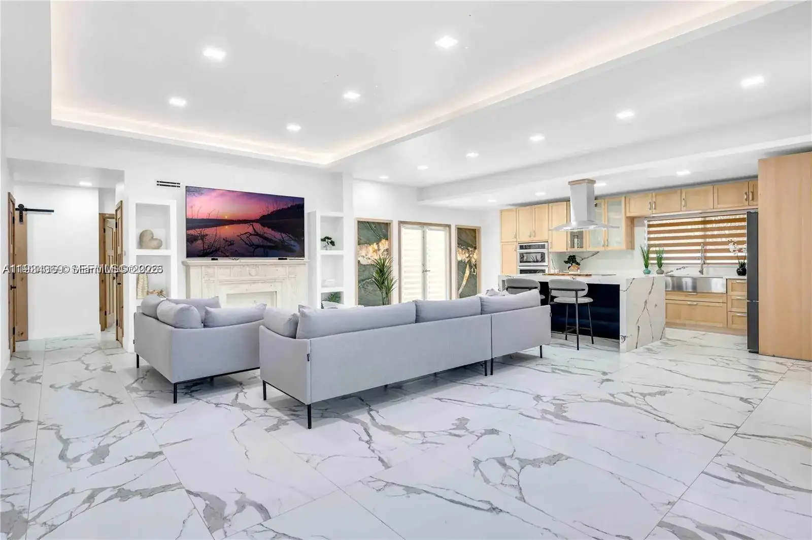 4708 Alton Rd, Miami Beach FL 33140 photo 2