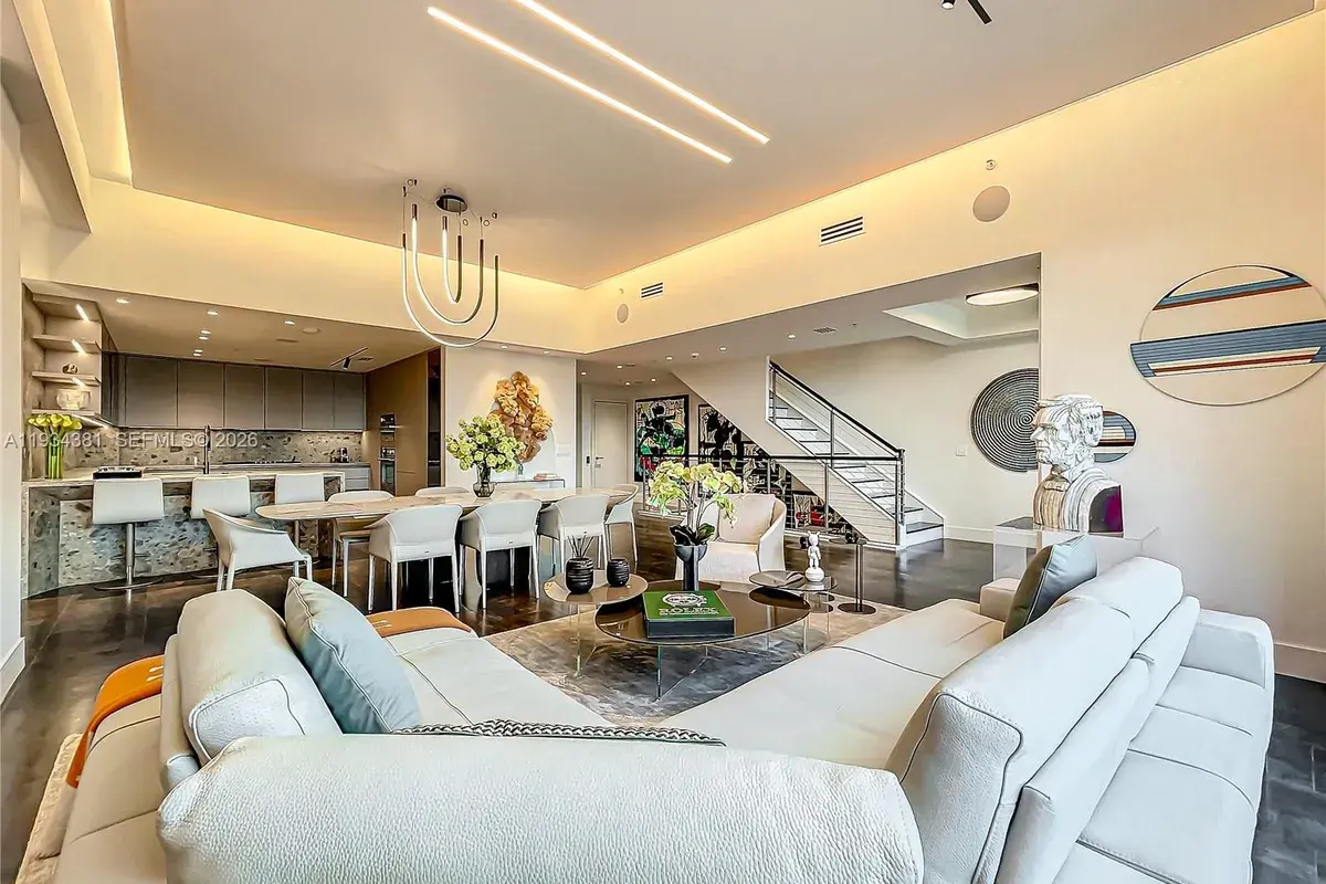 3501 N Ocean Dr # V5, Hollywood FL 33019