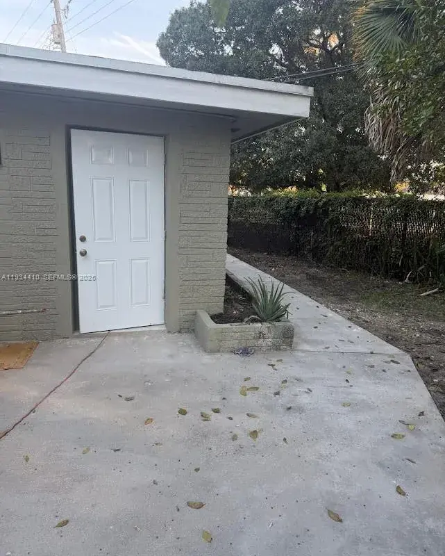 1021 NW 25th Way # 3, Fort Lauderdale FL 33311